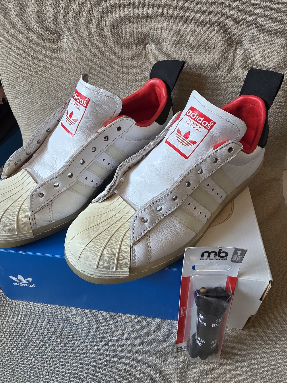 Adidas Superstar 80s W | Unique Heel Graphic | Gum Sole | Custom Look - Picture 7 of 7